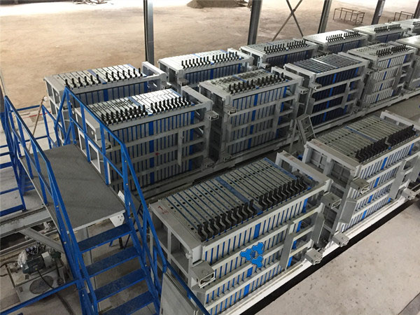 S.L Machinery lightweight wall panel machine